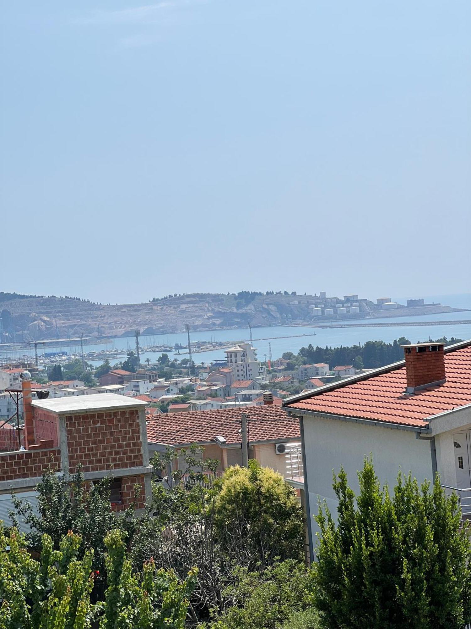 Apartments Lux Seaview Бар Екстериор снимка