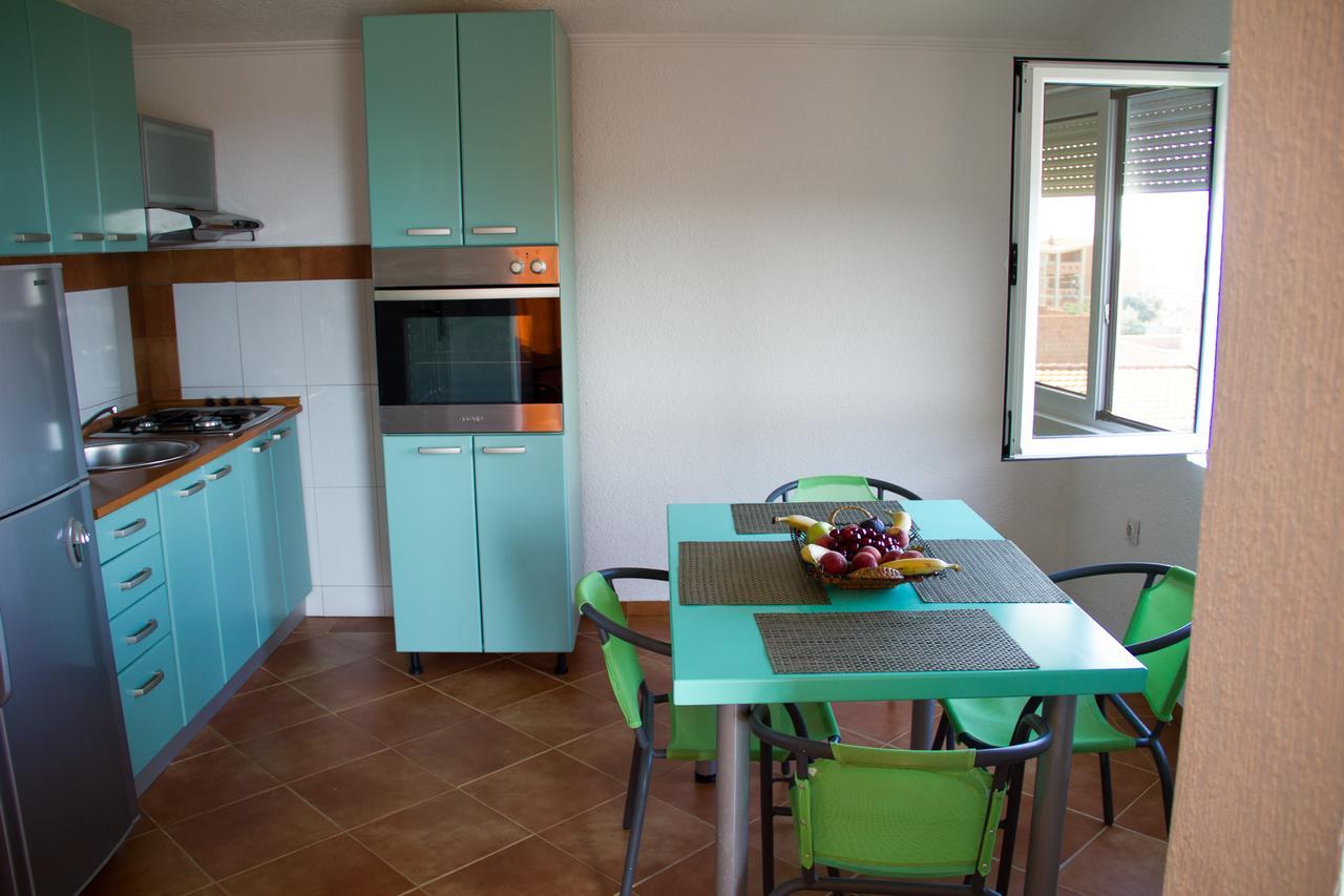 Apartments Lux Seaview Бар Екстериор снимка