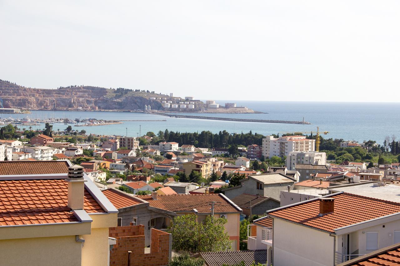 Apartments Lux Seaview Бар Екстериор снимка